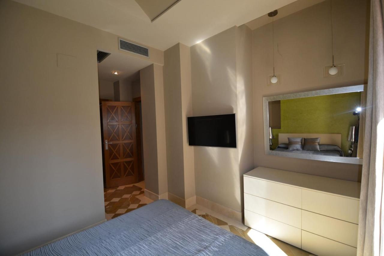Luxury Apartment With Views To Alcazar, Cathedral And Giralda. Seville Ngoại thất bức ảnh