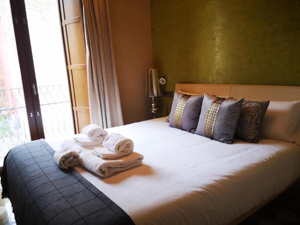 Luxury Apartment With Views To Alcazar, Cathedral And Giralda. Seville Ngoại thất bức ảnh