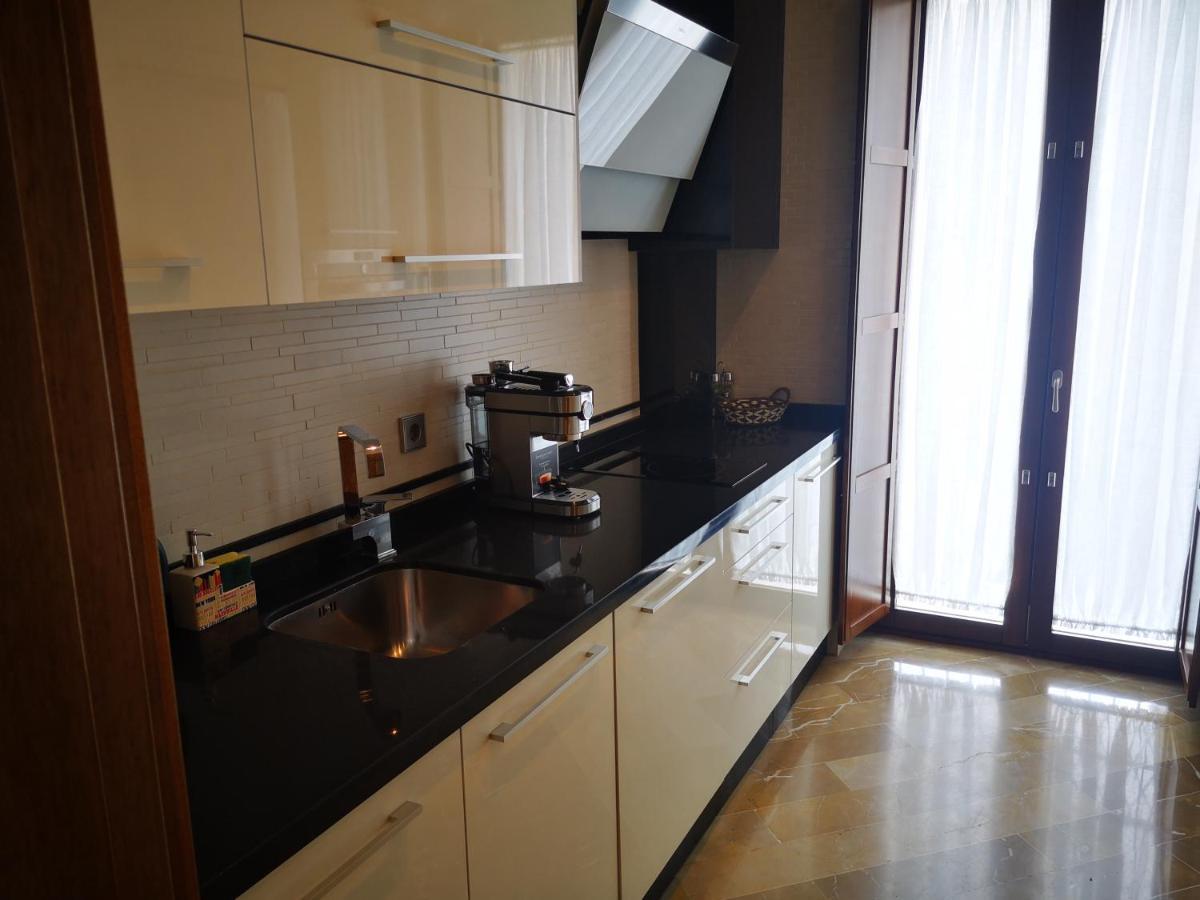 Luxury Apartment With Views To Alcazar, Cathedral And Giralda. Seville Ngoại thất bức ảnh