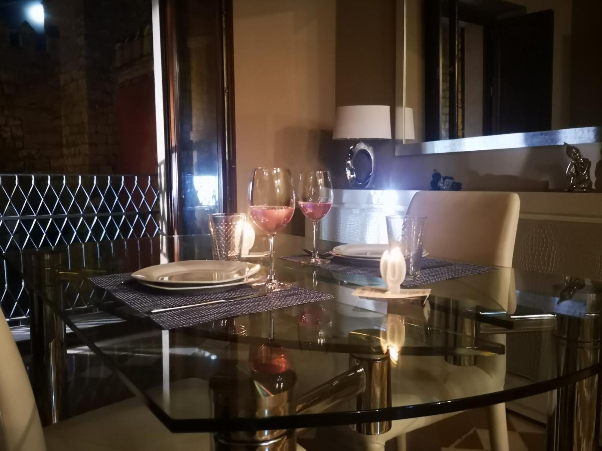 Luxury Apartment With Views To Alcazar, Cathedral And Giralda. Seville Ngoại thất bức ảnh